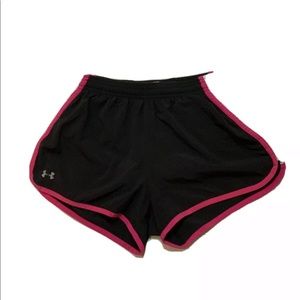womens under armour running shorts small